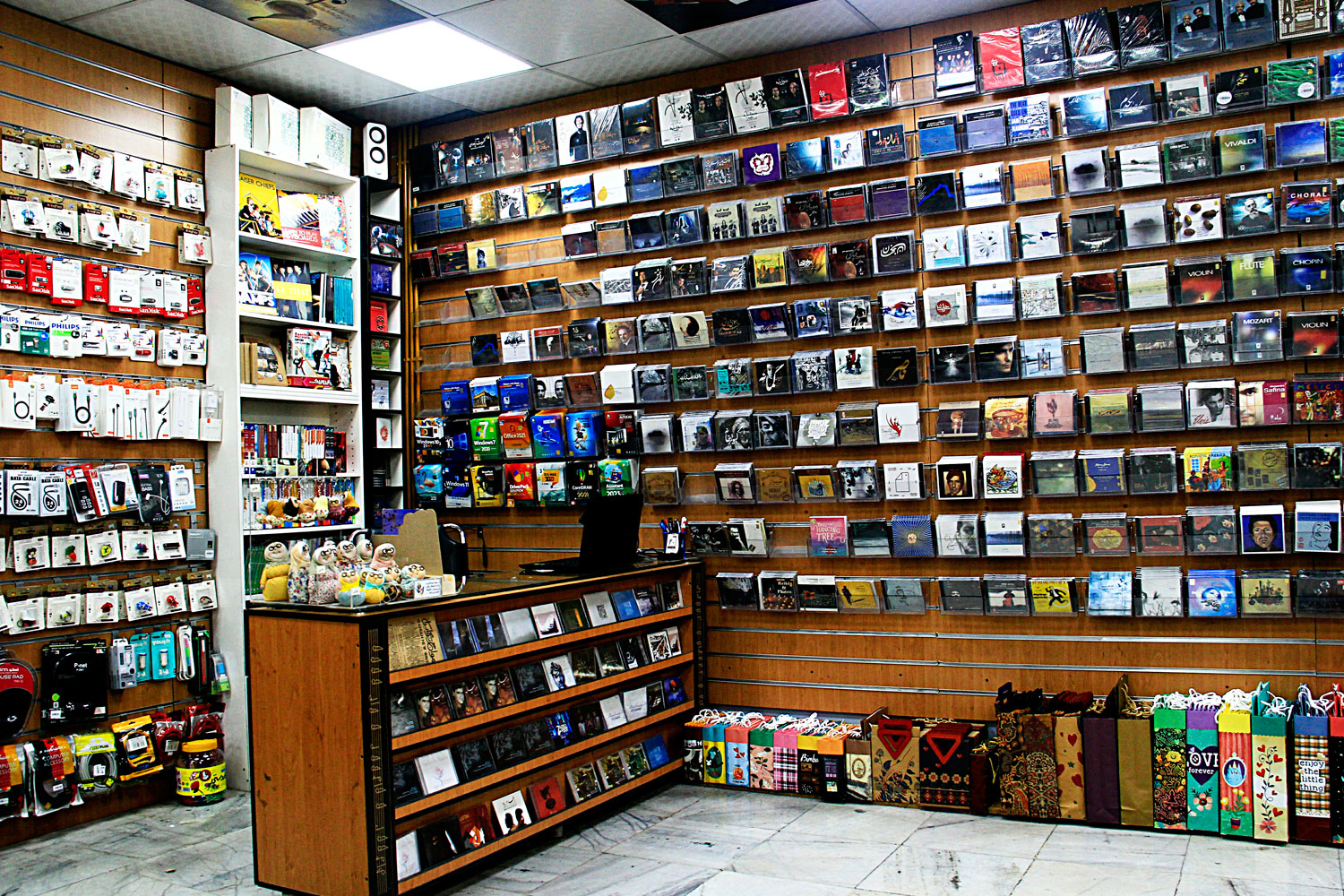 Farhang BookCity