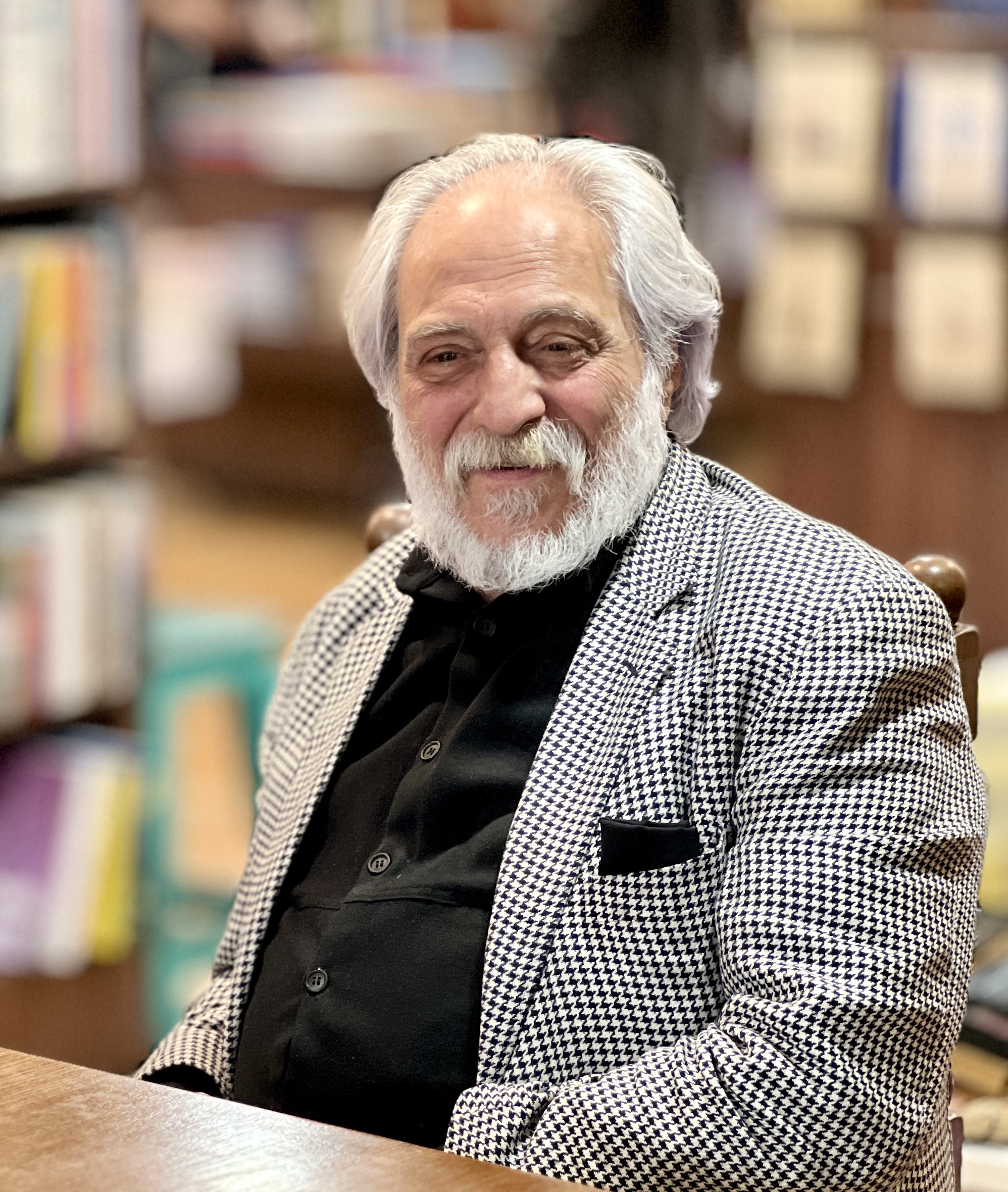 مولوی‌پژوهی ایرانی در کار درخشان استاد موحد