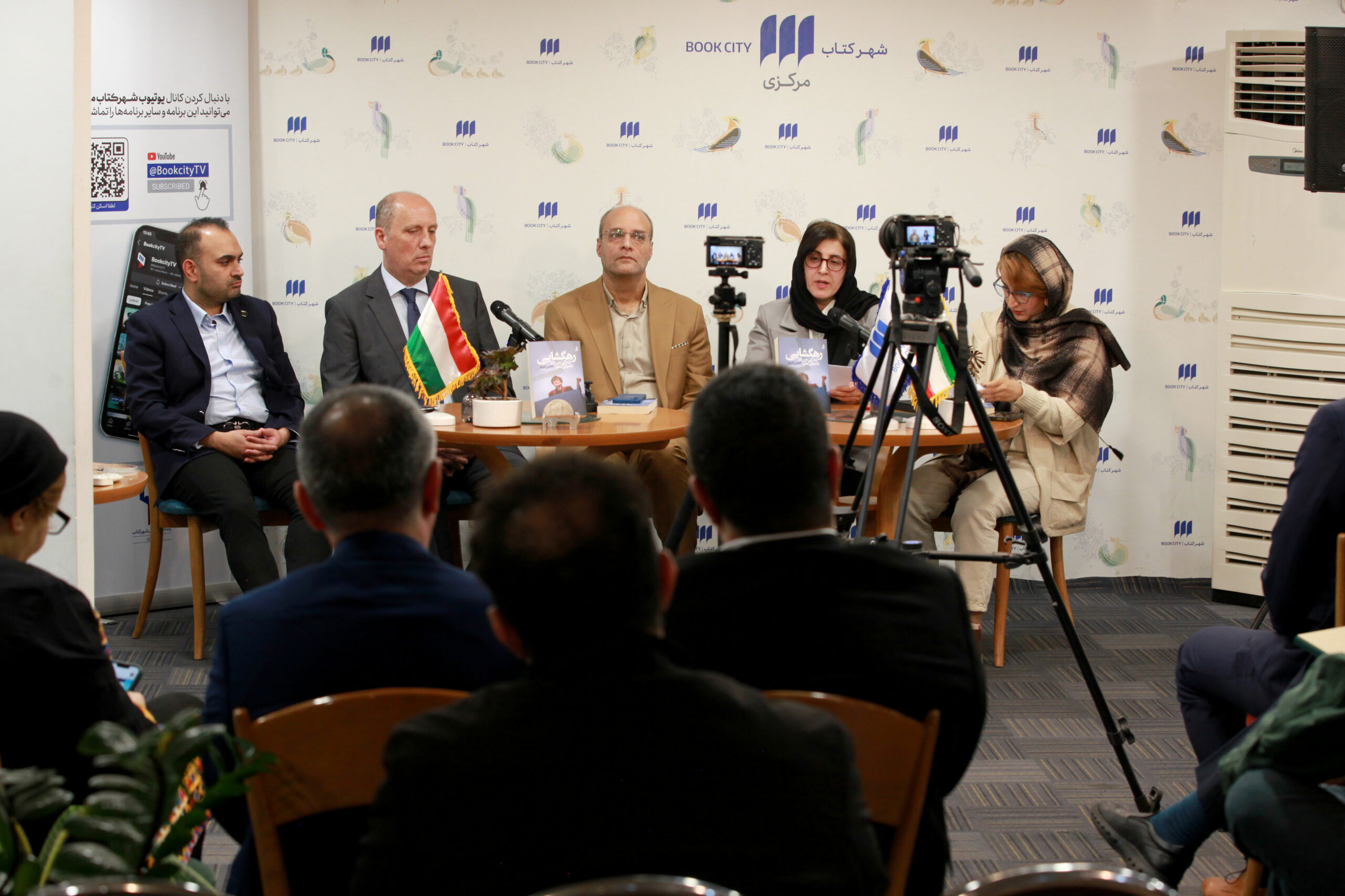 «رهگشایی»؛ شورشی علیه میان‌مایگی و تبعیض جنسیتی در نهاد علم